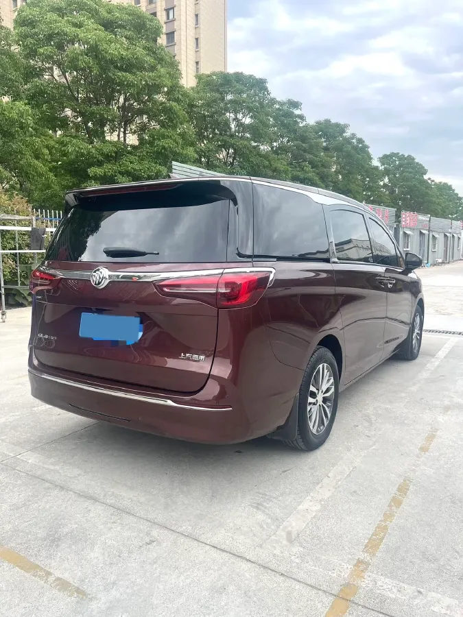 2022 Buick GL8 2.0T 237HP L4 9AT,autocango,china used car exporter,china ev exporter,chinese used car exporter,chinese used ev exporter