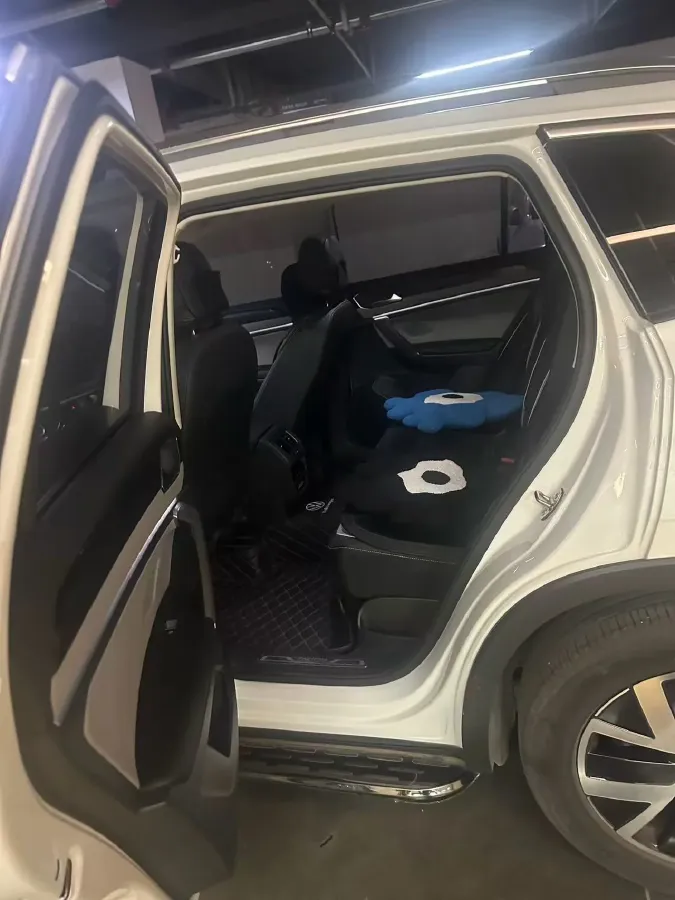 2023 Volkswagen Tayron 1.4T 150HP L4 7DCT,autocango,china used car exporter,china ev exporter,chinese used car exporter,chinese used ev exporter