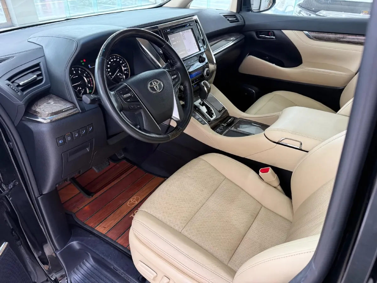 2018 Toyota Alphard 3.5L 301HP V6 8AT,autocango,china used car exporter,china ev exporter,chinese used car exporter,chinese used ev exporter