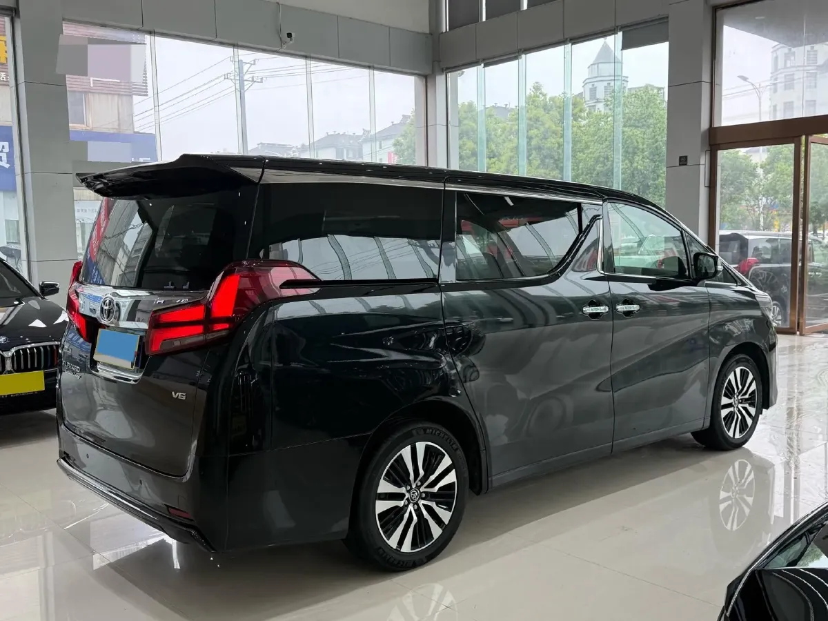 2018 Toyota Alphard 3.5L 301HP V6 8AT,autocango,china used car exporter,china ev exporter,chinese used car exporter,chinese used ev exporter