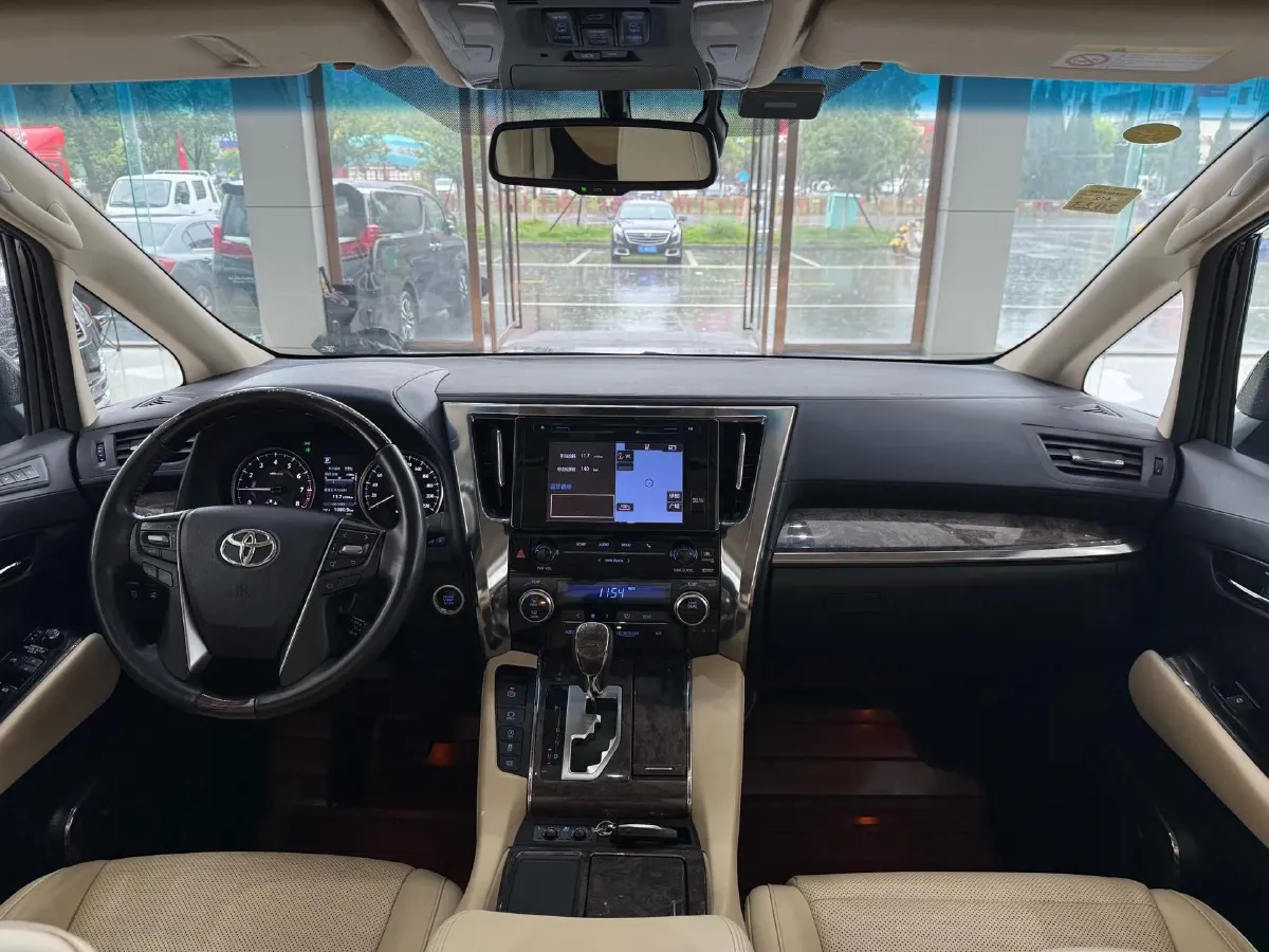 2018 Toyota Alphard 3.5L 301HP V6 8AT,autocango,china used car exporter,china ev exporter,chinese used car exporter,chinese used ev exporter