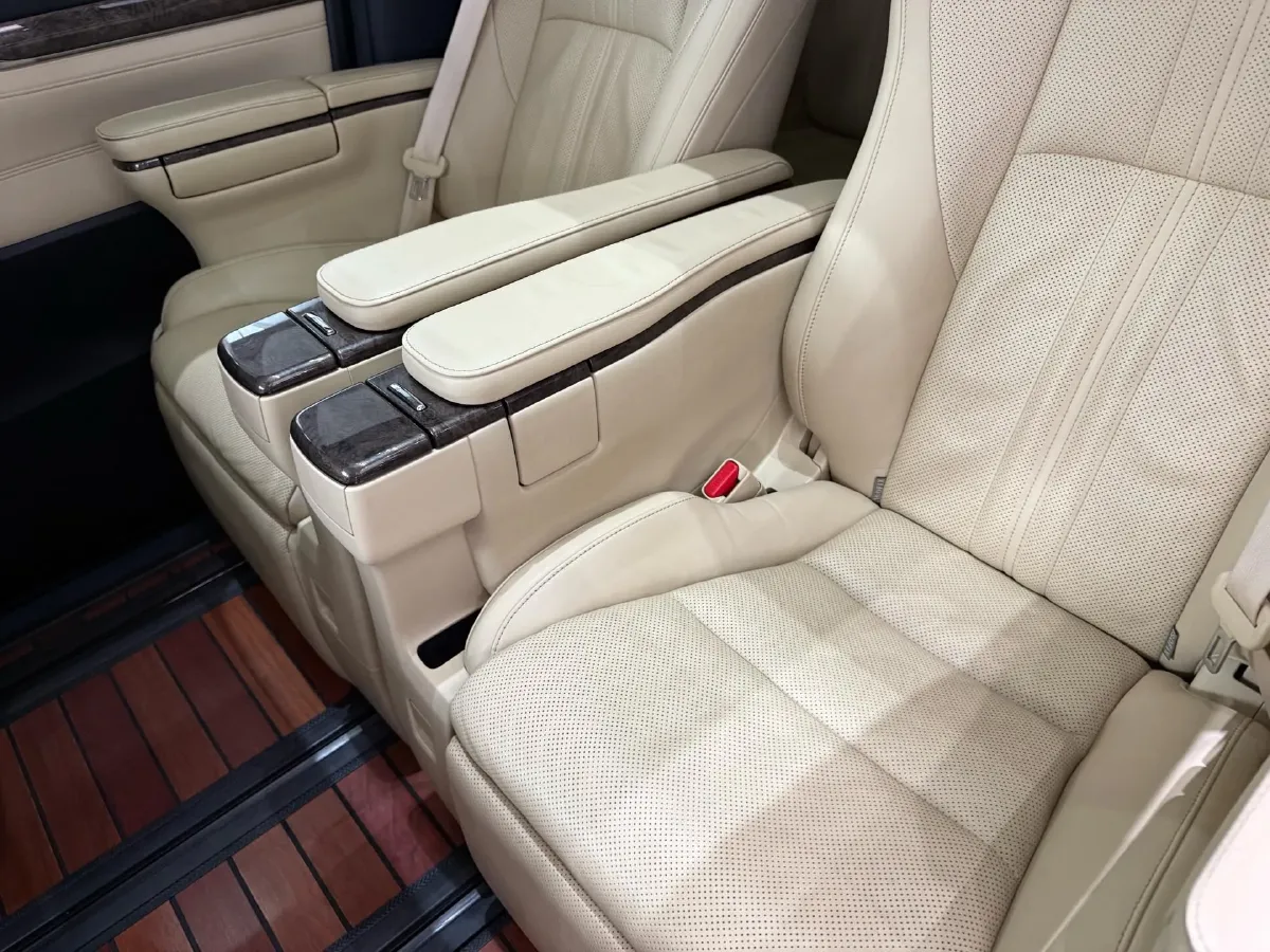 2018 Toyota Alphard 3.5L 301HP V6 8AT,autocango,china used car exporter,china ev exporter,chinese used car exporter,chinese used ev exporter