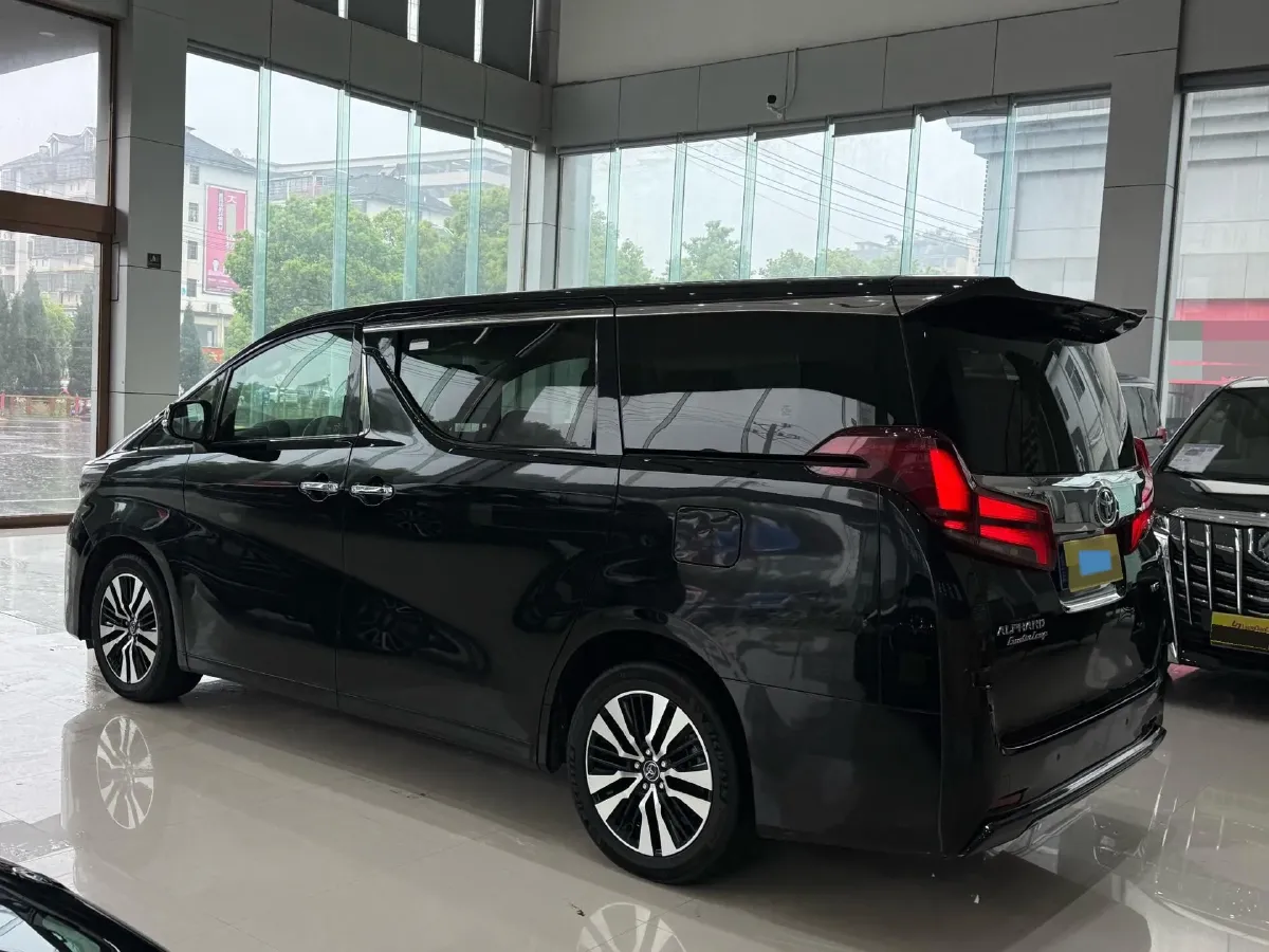 2018 Toyota Alphard 3.5L 301HP V6 8AT,autocango,china used car exporter,china ev exporter,chinese used car exporter,chinese used ev exporter