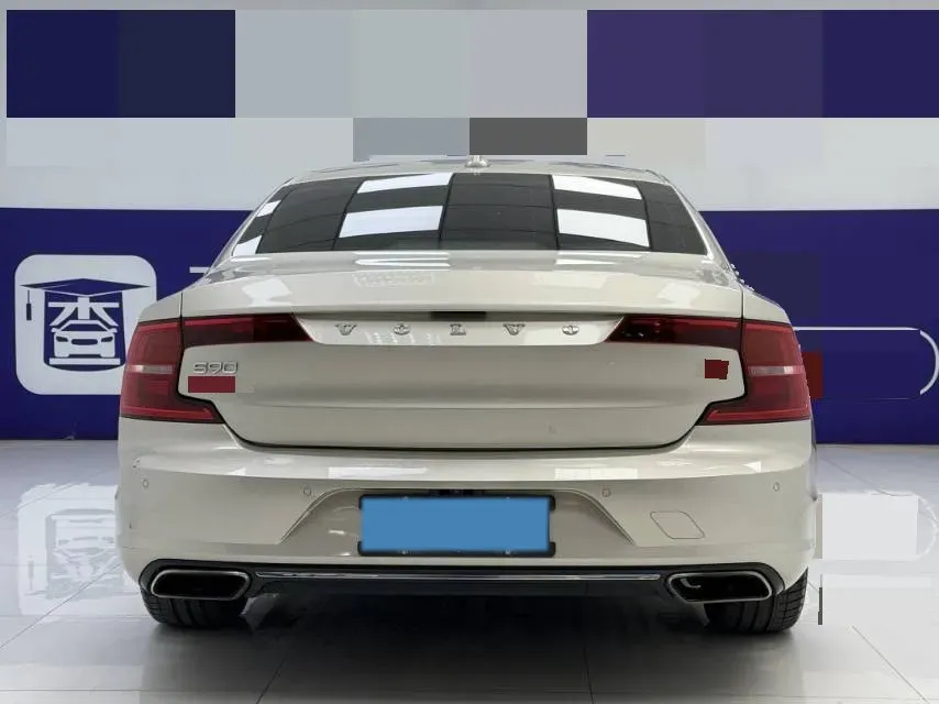 2018 Volvo S90 2.0T 190HP L4 8AT,autocango,china used car exporter,china ev exporter,chinese used car exporter,chinese used ev exporter