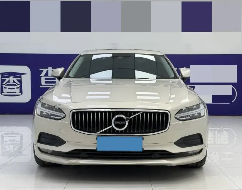 2018 Volvo S90 2.0T 190HP L4 8AT,autocango,china used car exporter,china ev exporter,chinese used car exporter,chinese used ev exporter