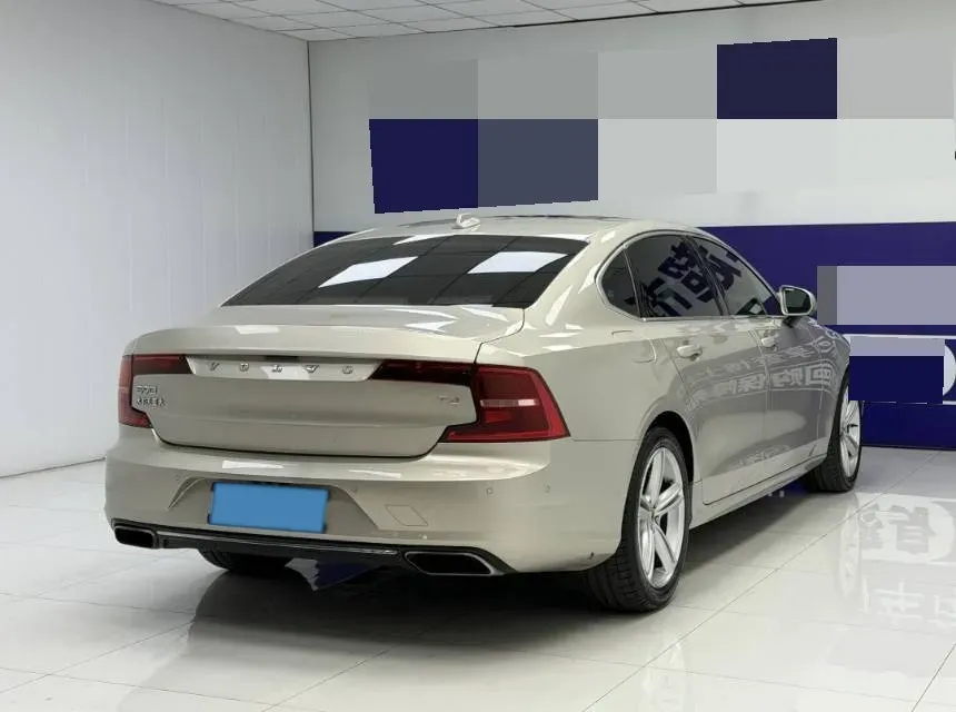 2018 Volvo S90 2.0T 190HP L4 8AT,autocango,china used car exporter,china ev exporter,chinese used car exporter,chinese used ev exporter