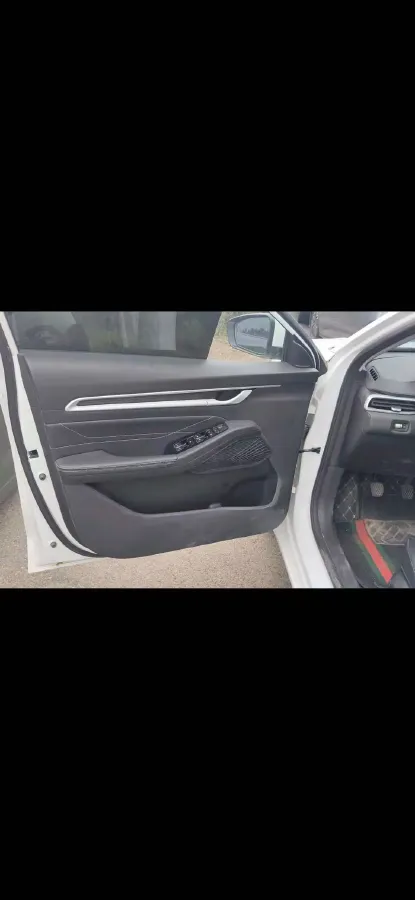 2025 Geely Emgrand 1.5L 127HP L4 5MT,autocango,china used car exporter,china ev exporter,chinese used car exporter,chinese used ev exporter