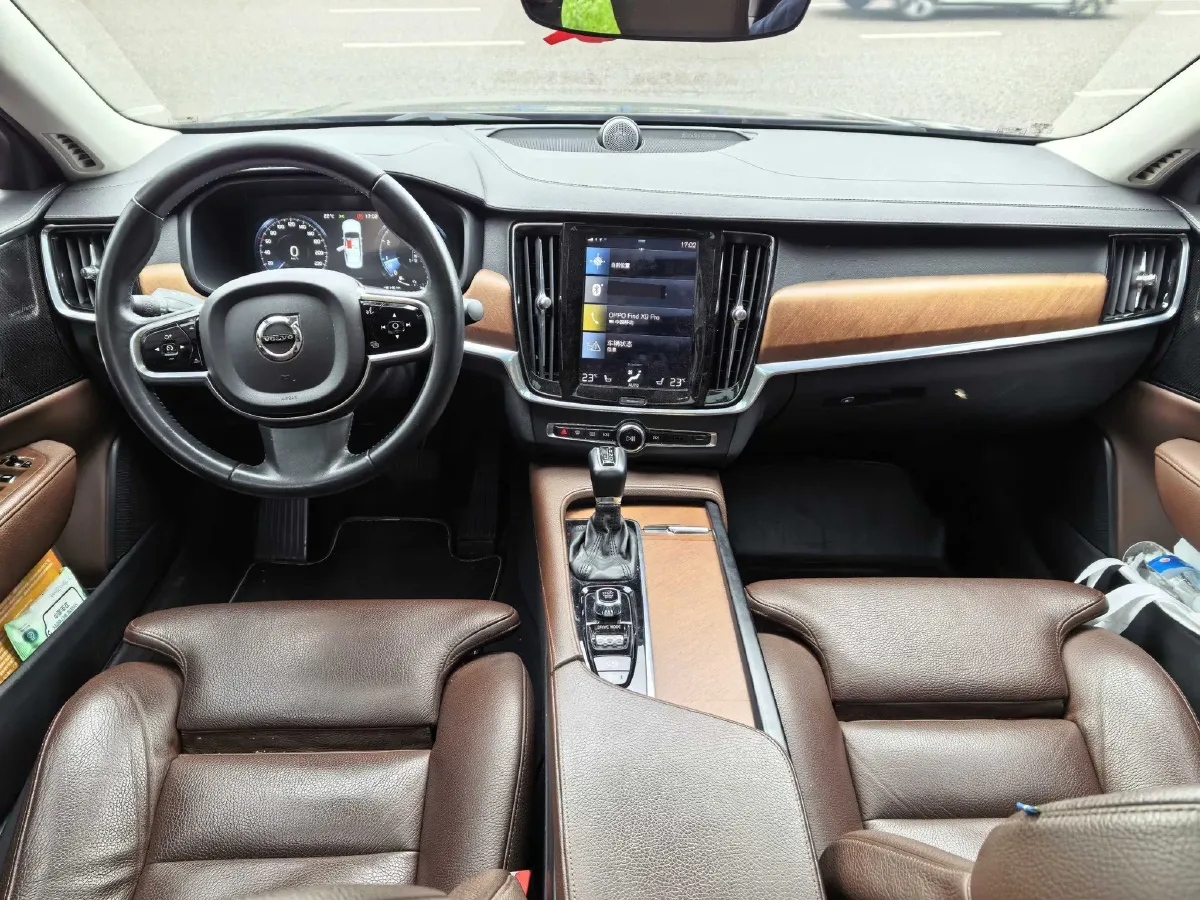 2020 Volvo S90 2.0T 254HP L4 8AT,autocango,china used car exporter,china ev exporter,chinese used car exporter,chinese used ev exporter