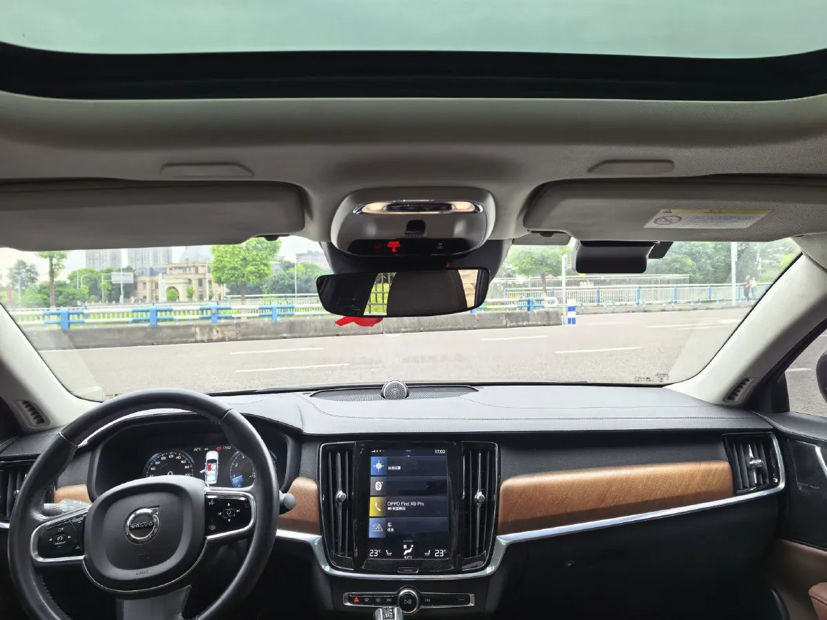 2020 Volvo S90 2.0T 254HP L4 8AT,autocango,china used car exporter,china ev exporter,chinese used car exporter,chinese used ev exporter