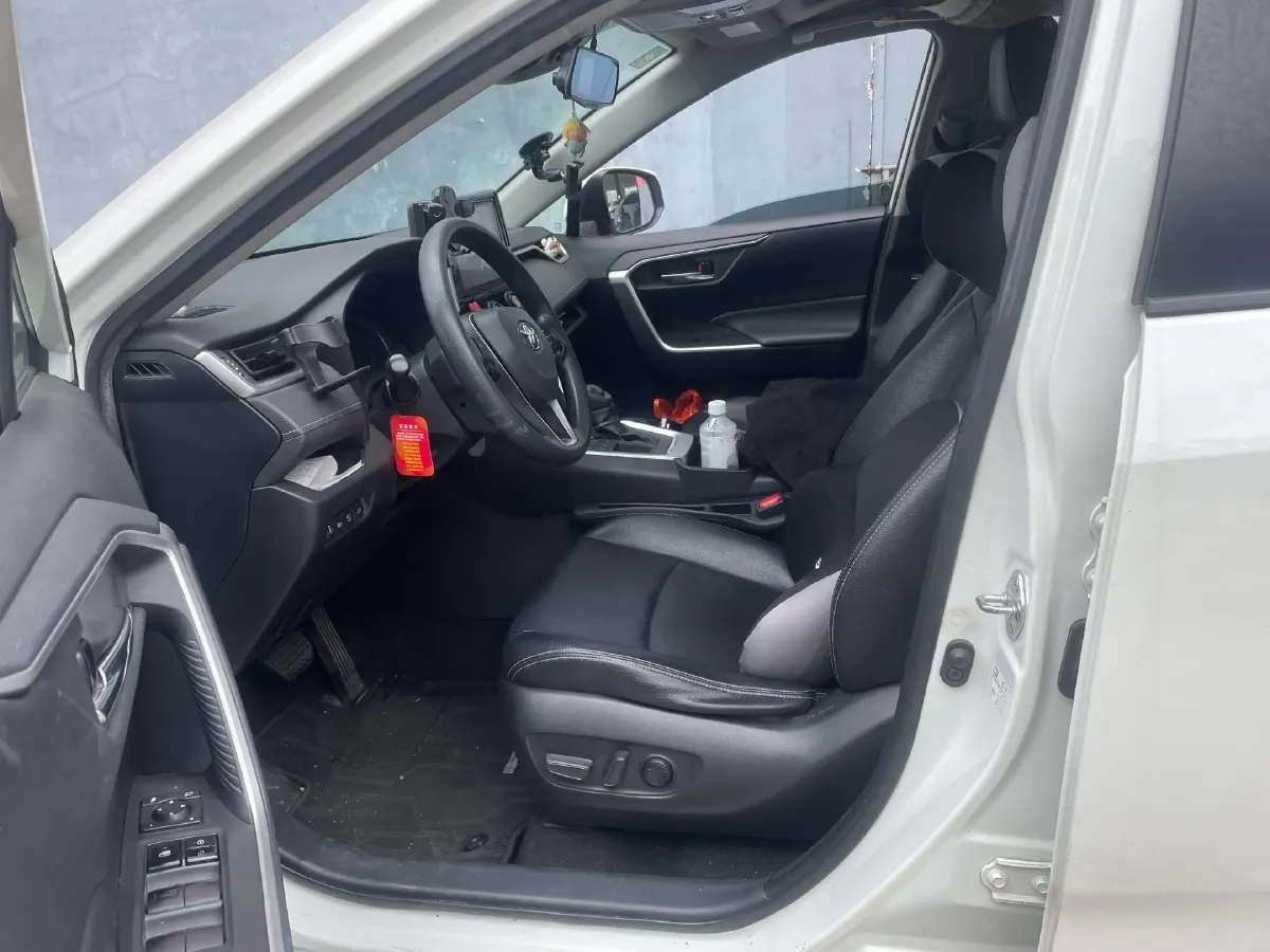 2020 Toyota RAV4 2.0L 171HP L4 CVT,autocango,china used car exporter,china ev exporter,chinese used car exporter,chinese used ev exporter