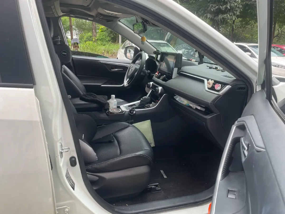 2020 Toyota RAV4 2.0L 171HP L4 CVT,autocango,china used car exporter,china ev exporter,chinese used car exporter,chinese used ev exporter