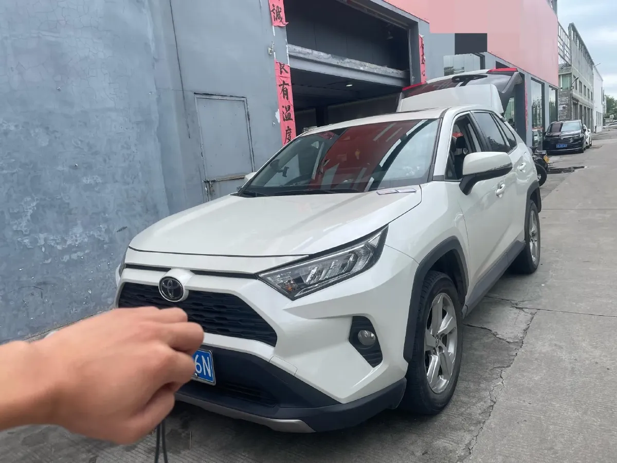 2020 Toyota RAV4 2.0L 171HP L4 CVT,autocango,china used car exporter,china ev exporter,chinese used car exporter,chinese used ev exporter