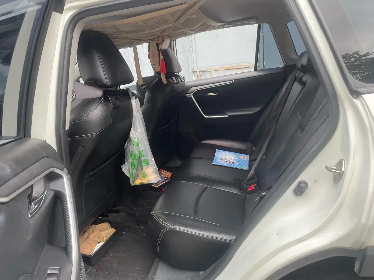 2020 Toyota RAV4 2.0L 171HP L4 CVT,autocango,china used car exporter,china ev exporter,chinese used car exporter,chinese used ev exporter