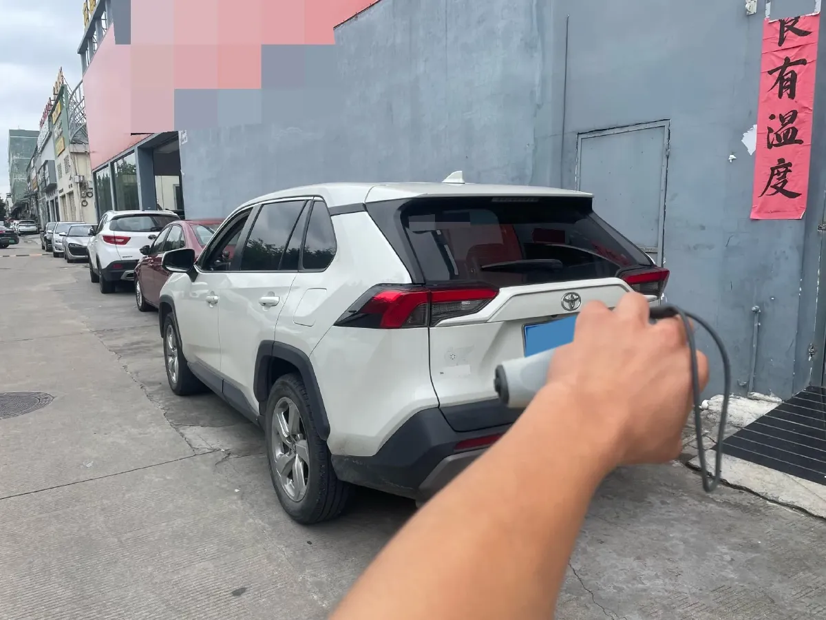 2020 Toyota RAV4 2.0L 171HP L4 CVT,autocango,china used car exporter,china ev exporter,chinese used car exporter,chinese used ev exporter