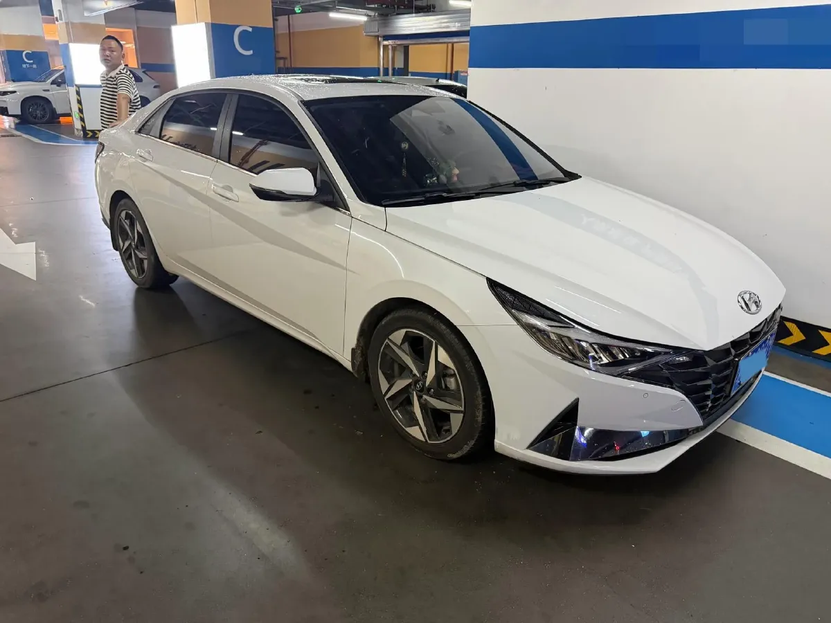 2022 Hyundai Elantra 1.5L 115HP L4 CVT,autocango,china used car exporter,china ev exporter,chinese used car exporter,chinese used ev exporter