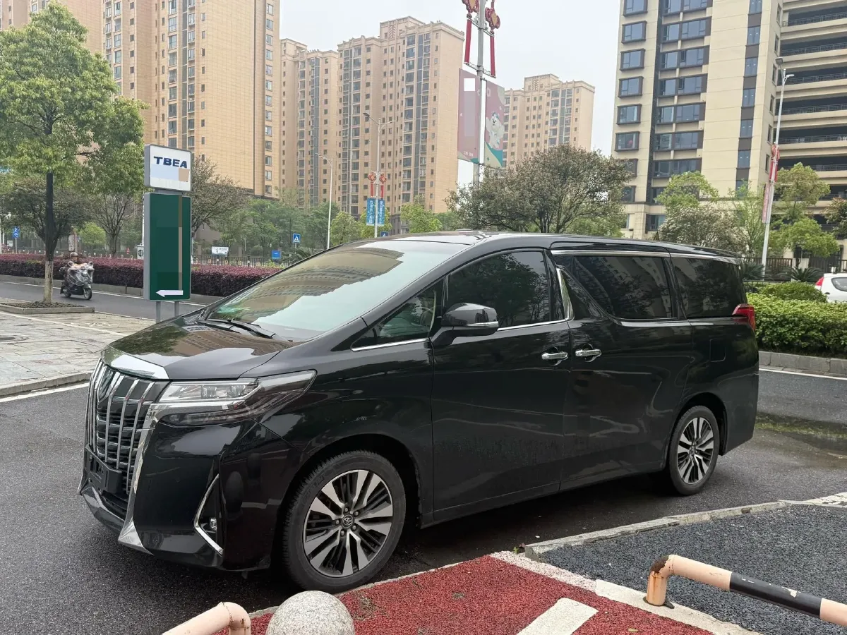 2018 Toyota Alphard 3.5L 301HP V6 8AT,autocango,china used car exporter,china ev exporter,chinese used car exporter,chinese used ev exporter