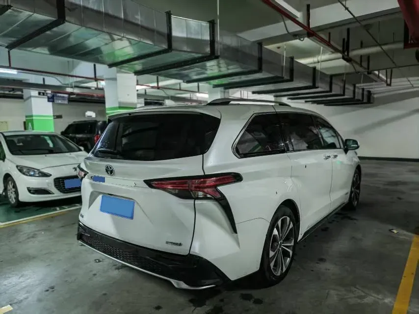 2022 Toyota Granvia 2.5L 192HP L4 E-CVT Hybrid,autocango,china used car exporter,china ev exporter,chinese used car exporter,chinese used ev exporter