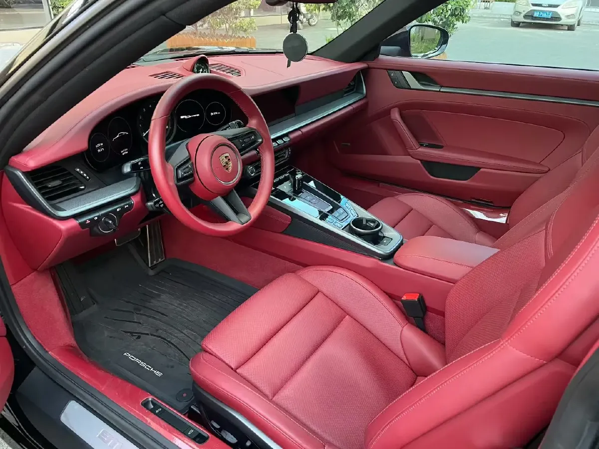 2023 Porsche 911 3.0T 385HP H6 8DCT,autocango,china used car exporter,china ev exporter,chinese used car exporter,chinese used ev exporter