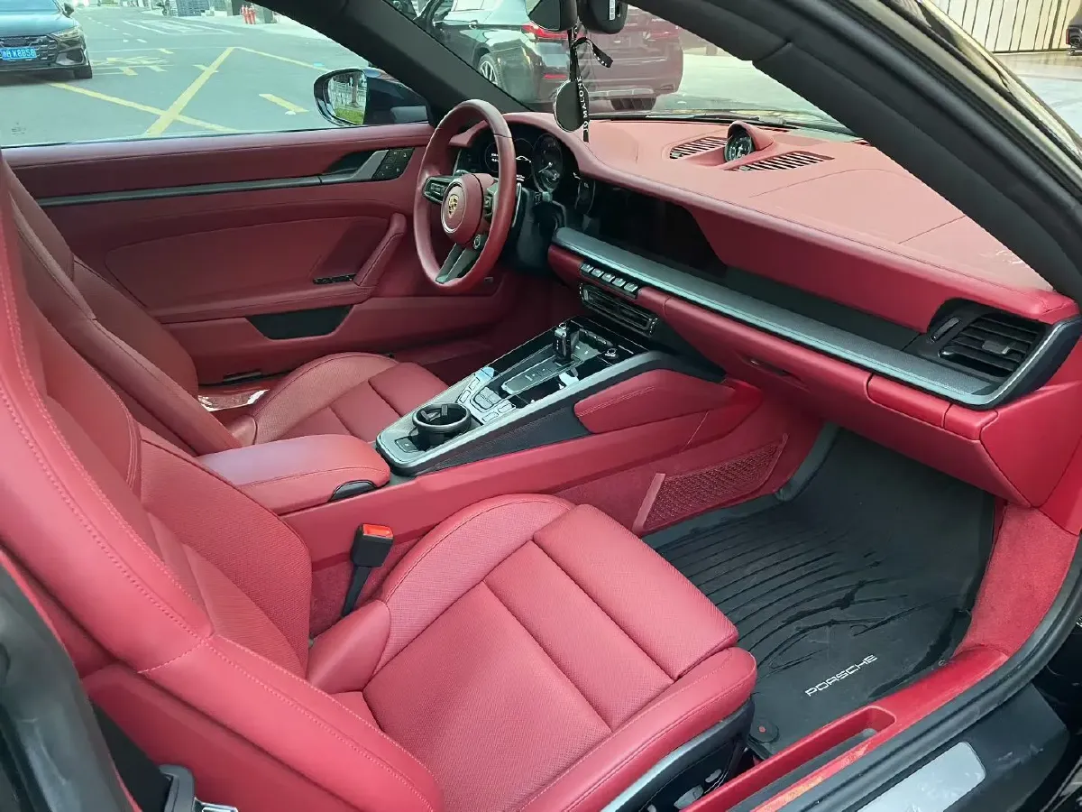 2023 Porsche 911 3.0T 385HP H6 8DCT,autocango,china used car exporter,china ev exporter,chinese used car exporter,chinese used ev exporter
