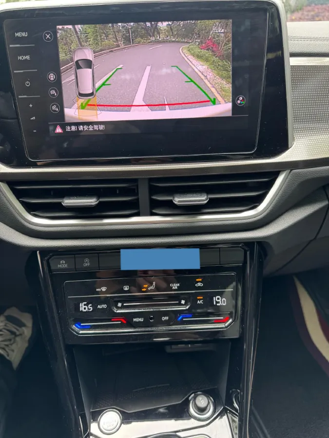 2024 Volkswagen T-Roc 1.5T 160HP L4 7DCT,autocango,china used car exporter,china ev exporter,chinese used car exporter,chinese used ev exporter