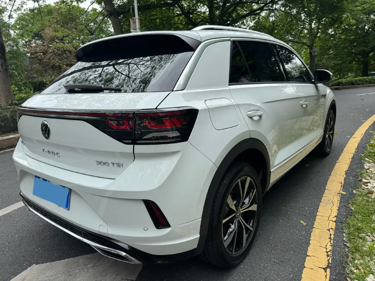 2024 Volkswagen T-Roc 1.5T 160HP L4 7DCT,autocango,china used car exporter,china ev exporter,chinese used car exporter,chinese used ev exporter