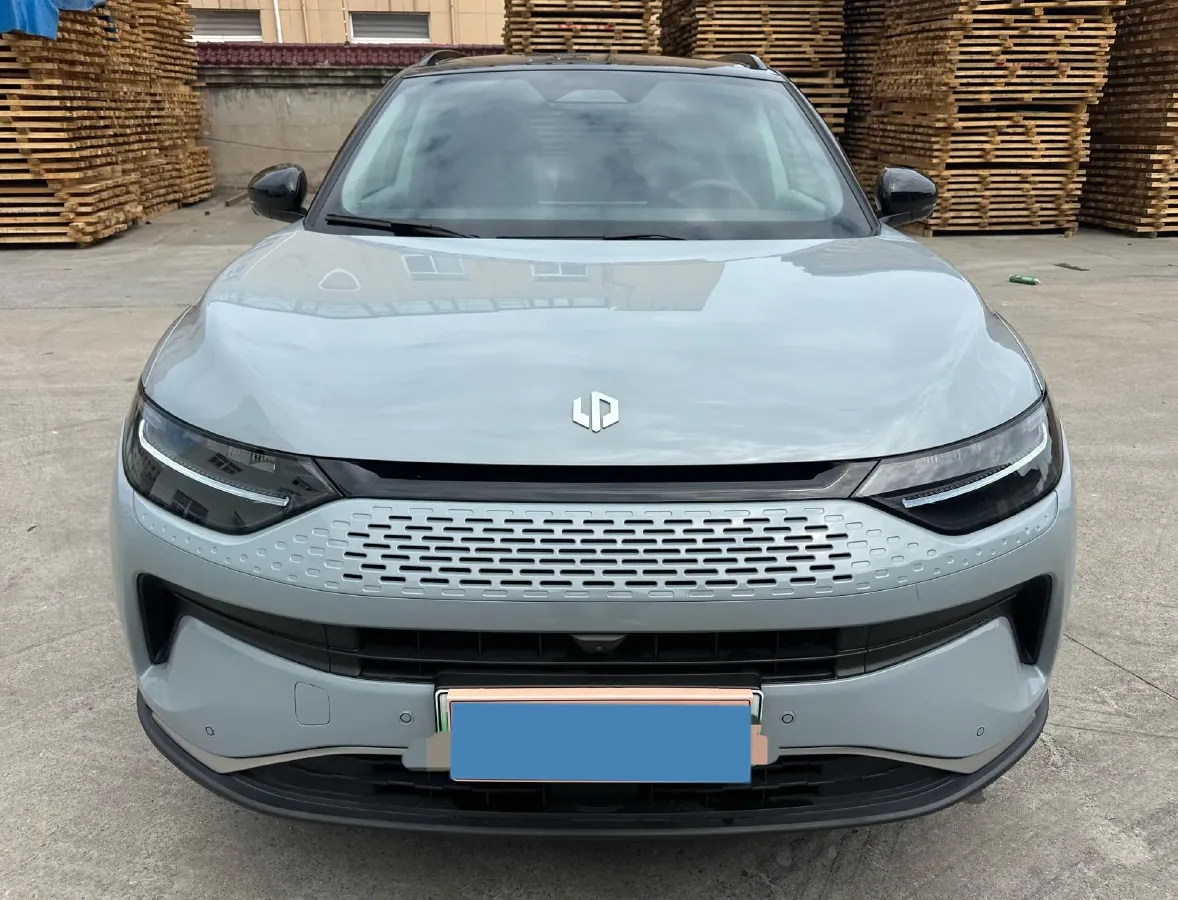 2024 Leapmotor C11 1.5L 95HP L4 REEV 43.74KWH,autocango,china used car exporter,china ev exporter,chinese used car exporter,chinese used ev exporter