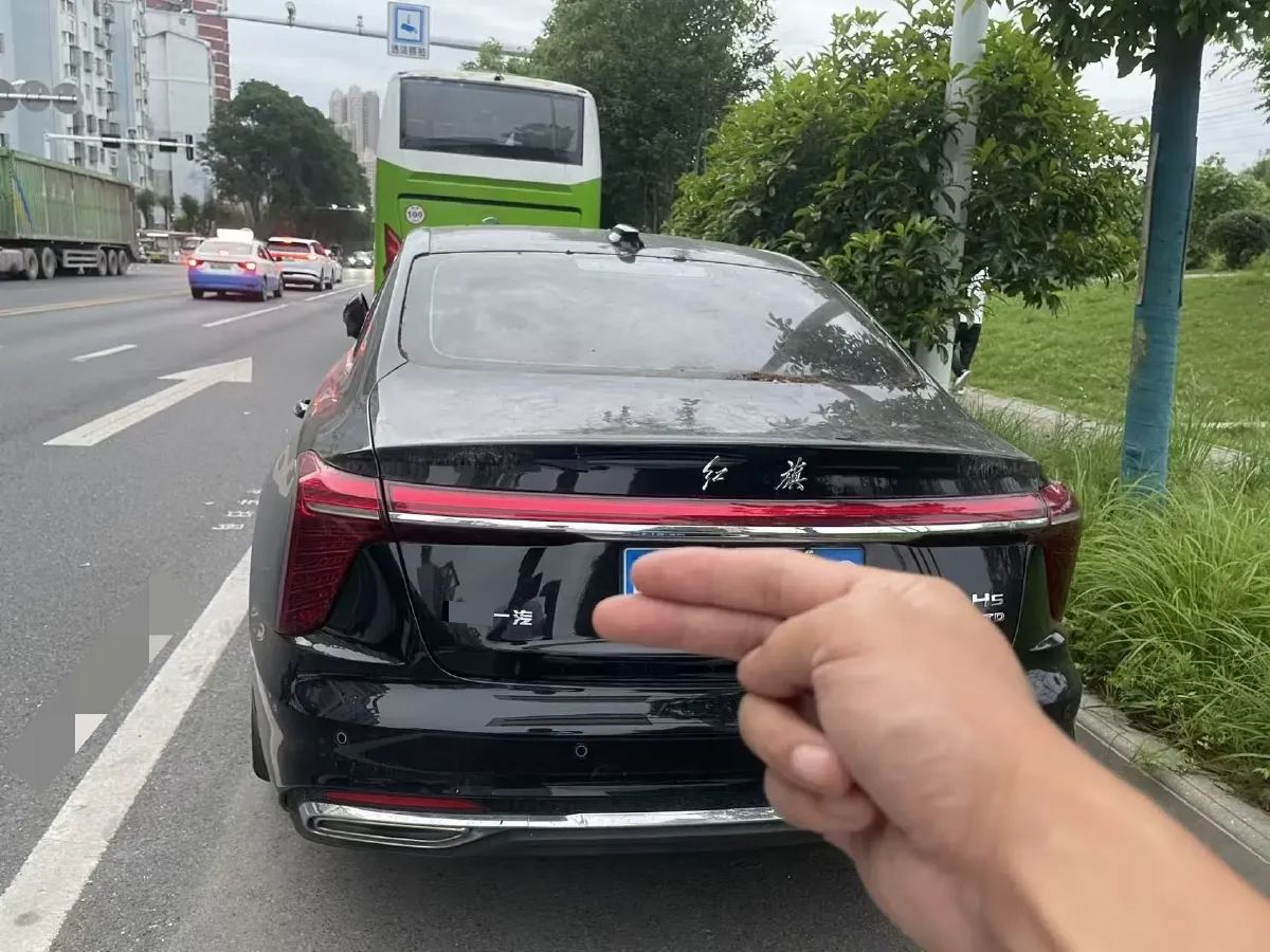 2024 HongQi H5 1.5T 169HP L4 7DCT,autocango,china used car exporter,china ev exporter,chinese used car exporter,chinese used ev exporter