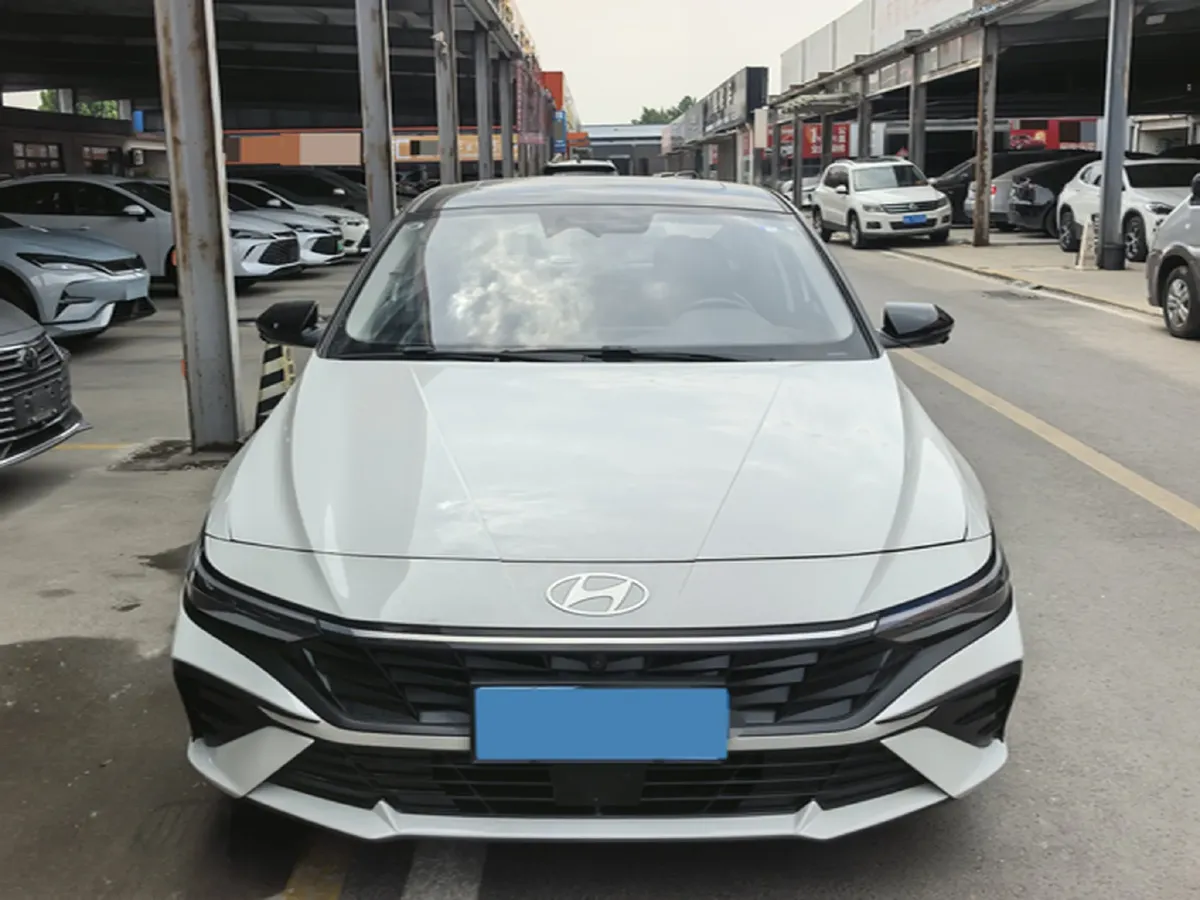 2023 Hyundai Elantra 1.5L 115HP L4 CVT,autocango,china used car exporter,china ev exporter,chinese used car exporter,chinese used ev exporter