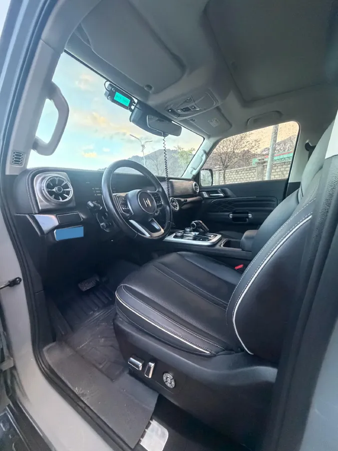 2021 Tank 300 2.0T 227HP L4 8AT,autocango,china used car exporter,china ev exporter,chinese used car exporter,chinese used ev exporter