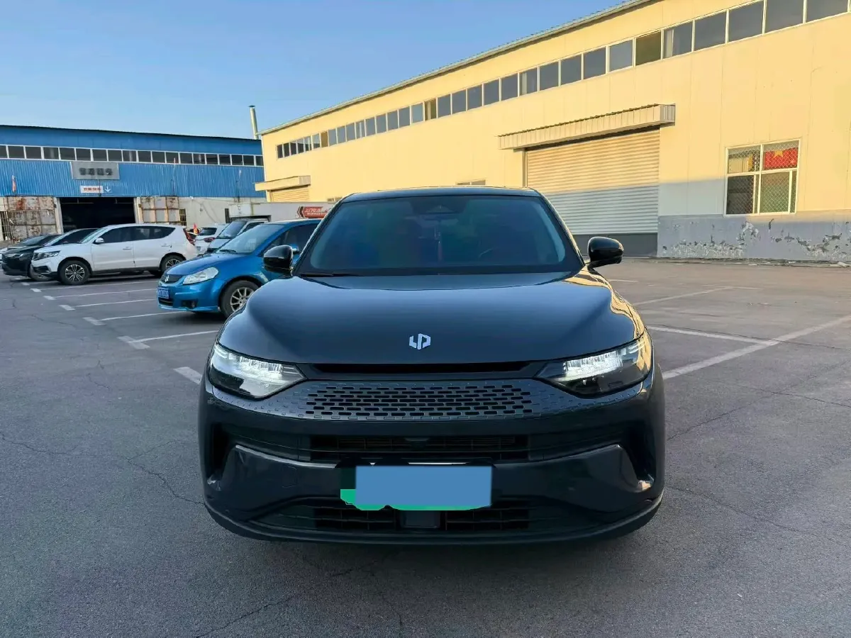 2023 Leapmotor C11 1.5L 95HP L4 REEV 43.74KWH,autocango,china used car exporter,china ev exporter,chinese used car exporter,chinese used ev exporter