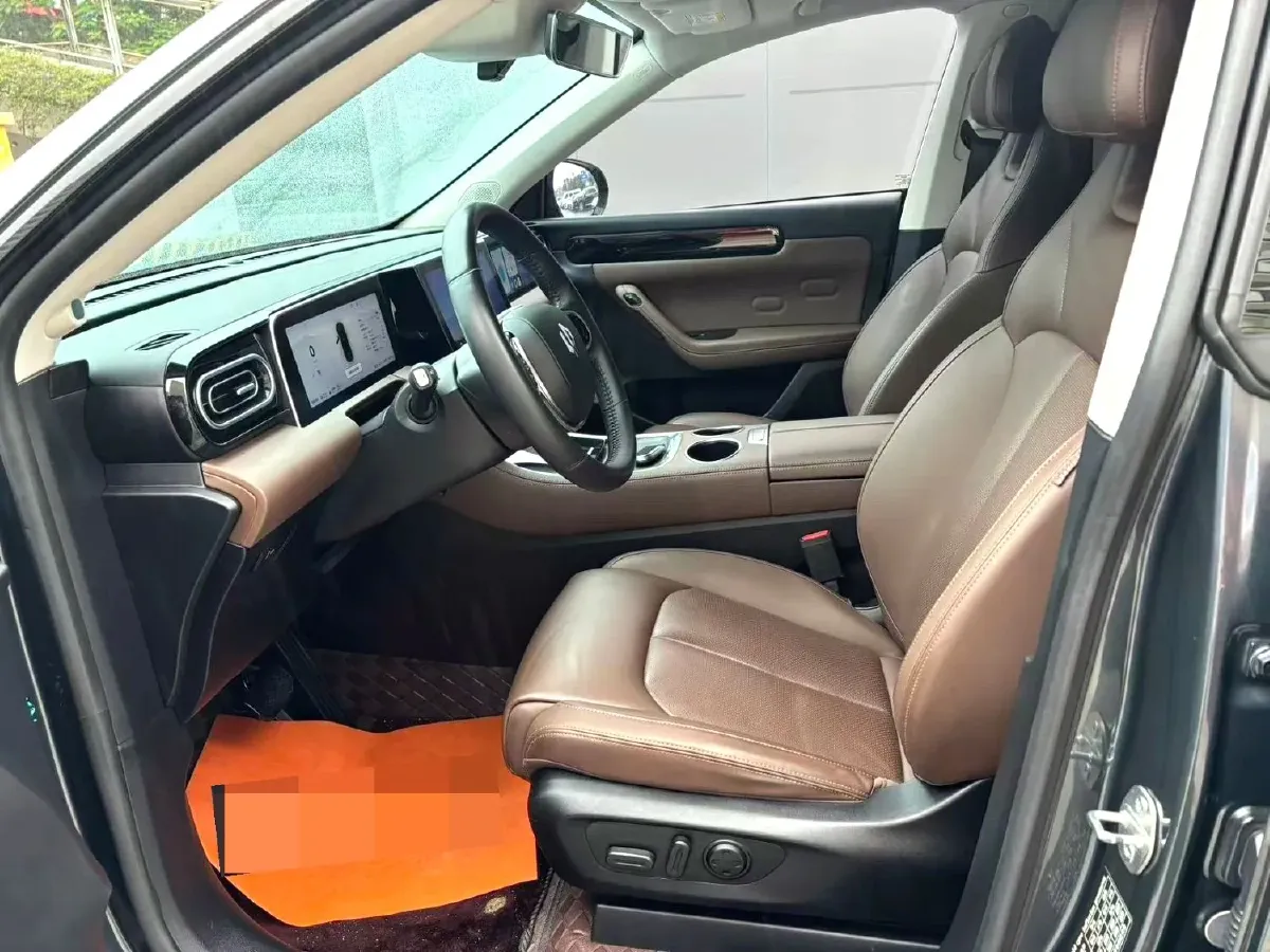 2023 Leapmotor C11 1.5L 95HP L4 REEV 43.74KWH,autocango,china used car exporter,china ev exporter,chinese used car exporter,chinese used ev exporter