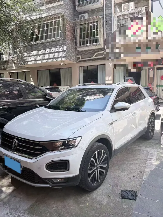 2021 Volkswagen T-Roc 1.4T 150HP L4 7DCT,autocango,china used car exporter,china ev exporter,chinese used car exporter,chinese used ev exporter