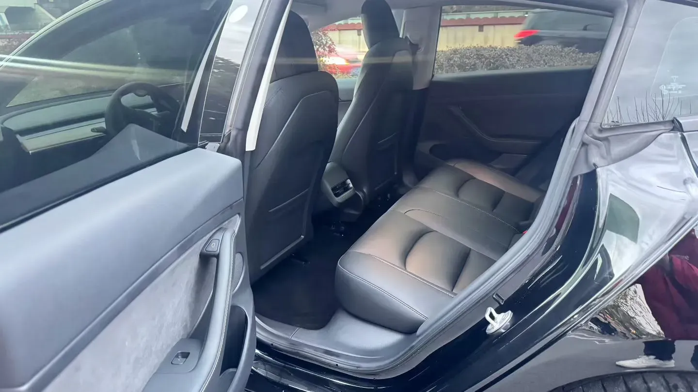 2022 Tesla Model 3 BEV 60KWH,autocango,china used car exporter,china ev exporter,chinese used car exporter,chinese used ev exporter