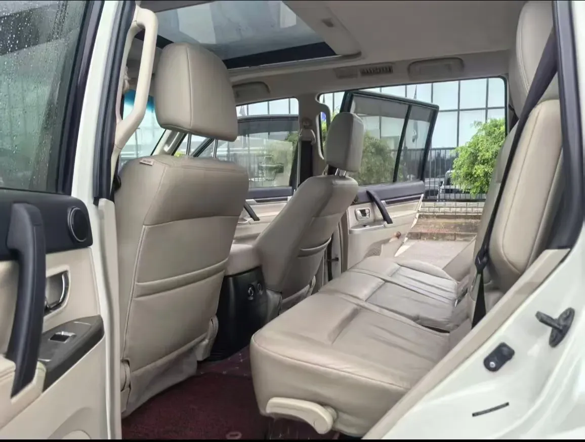 2018 Mitsubishi Pajero 3.0L 174HP V6 5AT,autocango,china used car exporter,china ev exporter,chinese used car exporter,chinese used ev exporter