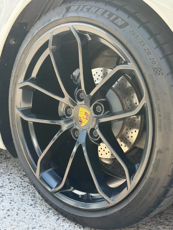 2022 Porsche 718 2.0T 300HP H4 7DCT,autocango,china used car exporter,china ev exporter,chinese used car exporter,chinese used ev exporter