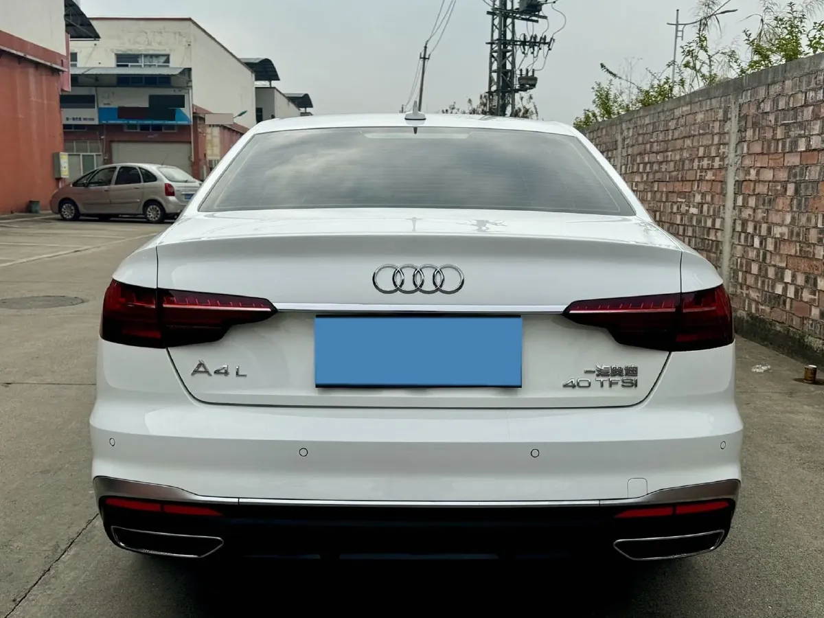 2020 Audi A4L 2.0T 190HP L4 7DCT,autocango,china used car exporter,china ev exporter,chinese used car exporter,chinese used ev exporter