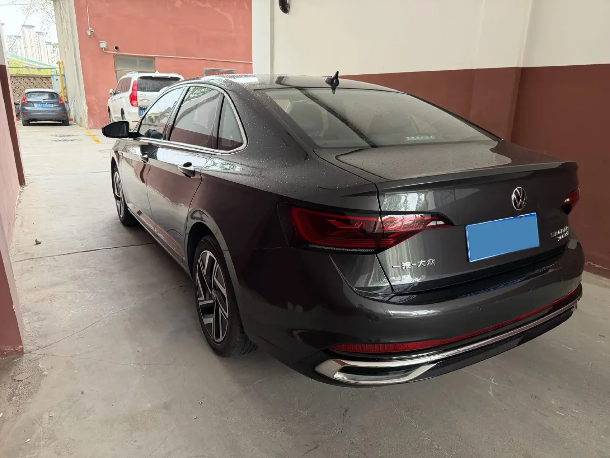 2023 Volkswagen Sagitar 1.2T 116HP L4 7DCT,autocango,china used car exporter,china ev exporter,chinese used car exporter,chinese used ev exporter