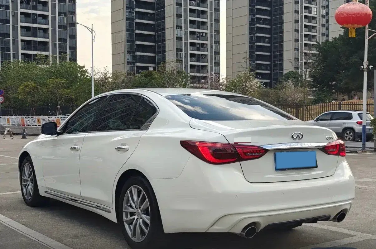 2022 Infiniti Q50L 2.0T 211HP L4 7AT,autocango,china used car exporter,china ev exporter,chinese used car exporter,chinese used ev exporter