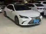 2020 Lexus ES 2.0L 173HP L4 CVT