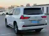 2017 Lexus LX 5.7L 367HP V8 8AT