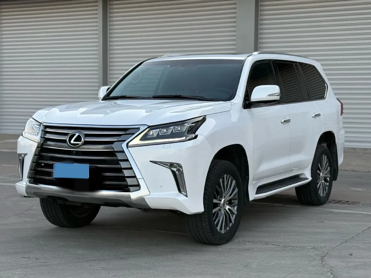 2017 Lexus LX 5.7L 367HP V8 8AT,autocango,china used car exporter,china ev exporter,chinese used car exporter,chinese used ev exporter