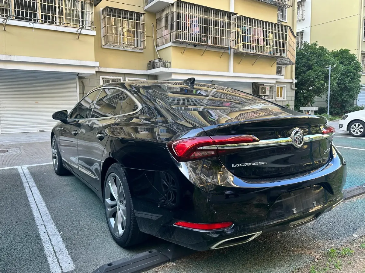 2022 Buick Larcosse 2.0T 237HP L4 9AT,autocango,china used car exporter,china ev exporter,chinese used car exporter,chinese used ev exporter