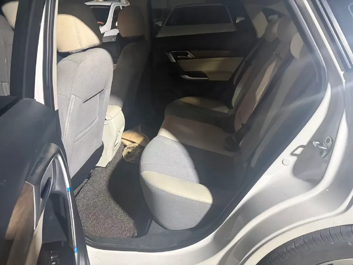 2018 BeiJing Auto EU5 BEV 60.23KWH,autocango,china used car exporter,china ev exporter,chinese used car exporter,chinese used ev exporter