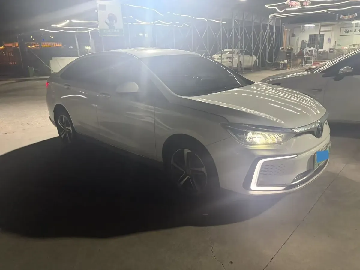 2018 BeiJing Auto EU5 BEV 60.23KWH,autocango,china used car exporter,china ev exporter,chinese used car exporter,chinese used ev exporter