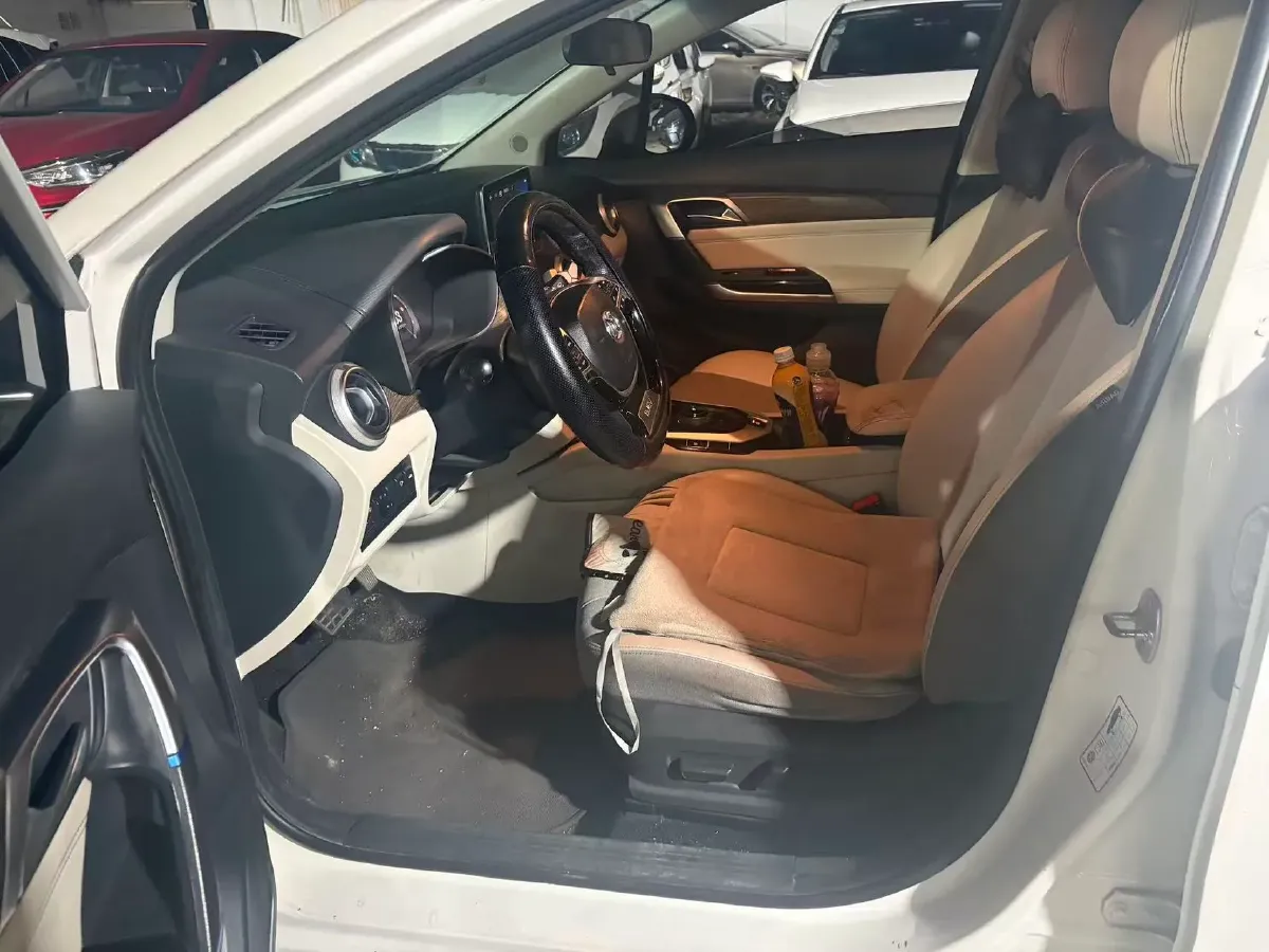 2018 BeiJing Auto EU5 BEV 60.23KWH,autocango,china used car exporter,china ev exporter,chinese used car exporter,chinese used ev exporter