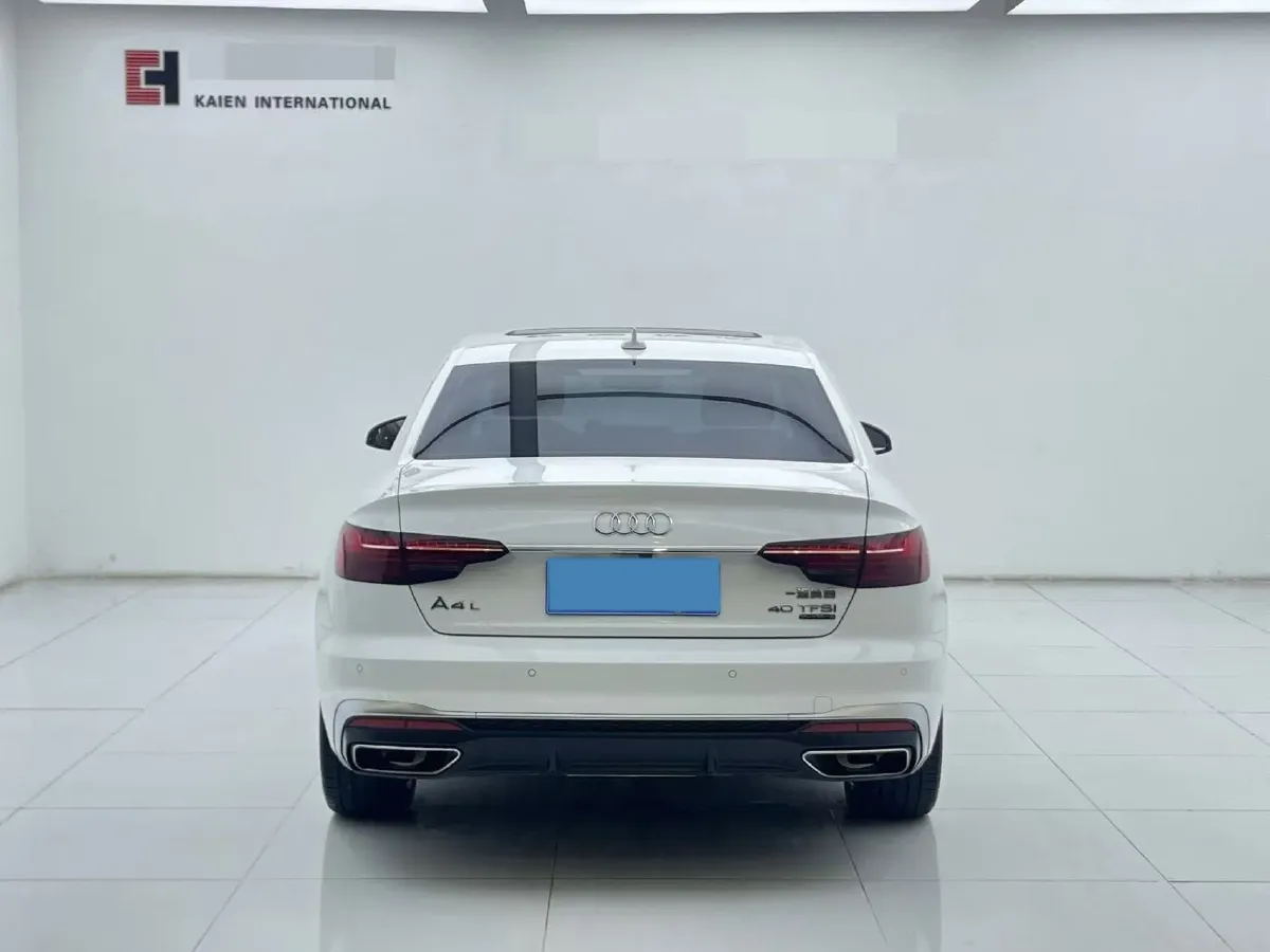 2020 Audi A4L 2.0T 190HP L4 7DCT,autocango,china used car exporter,china ev exporter,chinese used car exporter,chinese used ev exporter
