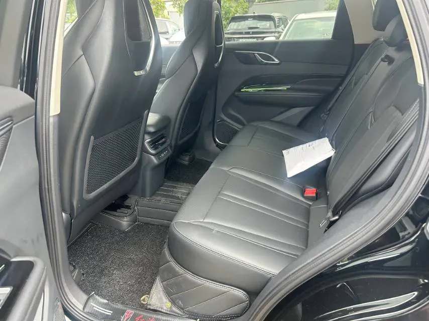 2024 HongQi HS3 1.5T 169HP L4 1DHT PHEV 18.4KWH,autocango,china used car exporter,china ev exporter,chinese used car exporter,chinese used ev exporter