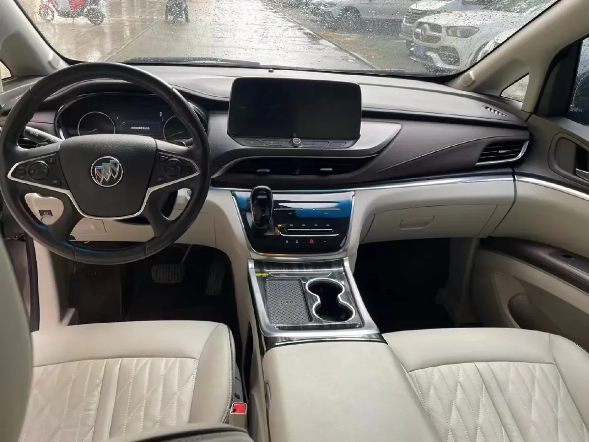 2022 Buick GL8 2.0T 237HP L4 9AT,autocango,china used car exporter,china ev exporter,chinese used car exporter,chinese used ev exporter