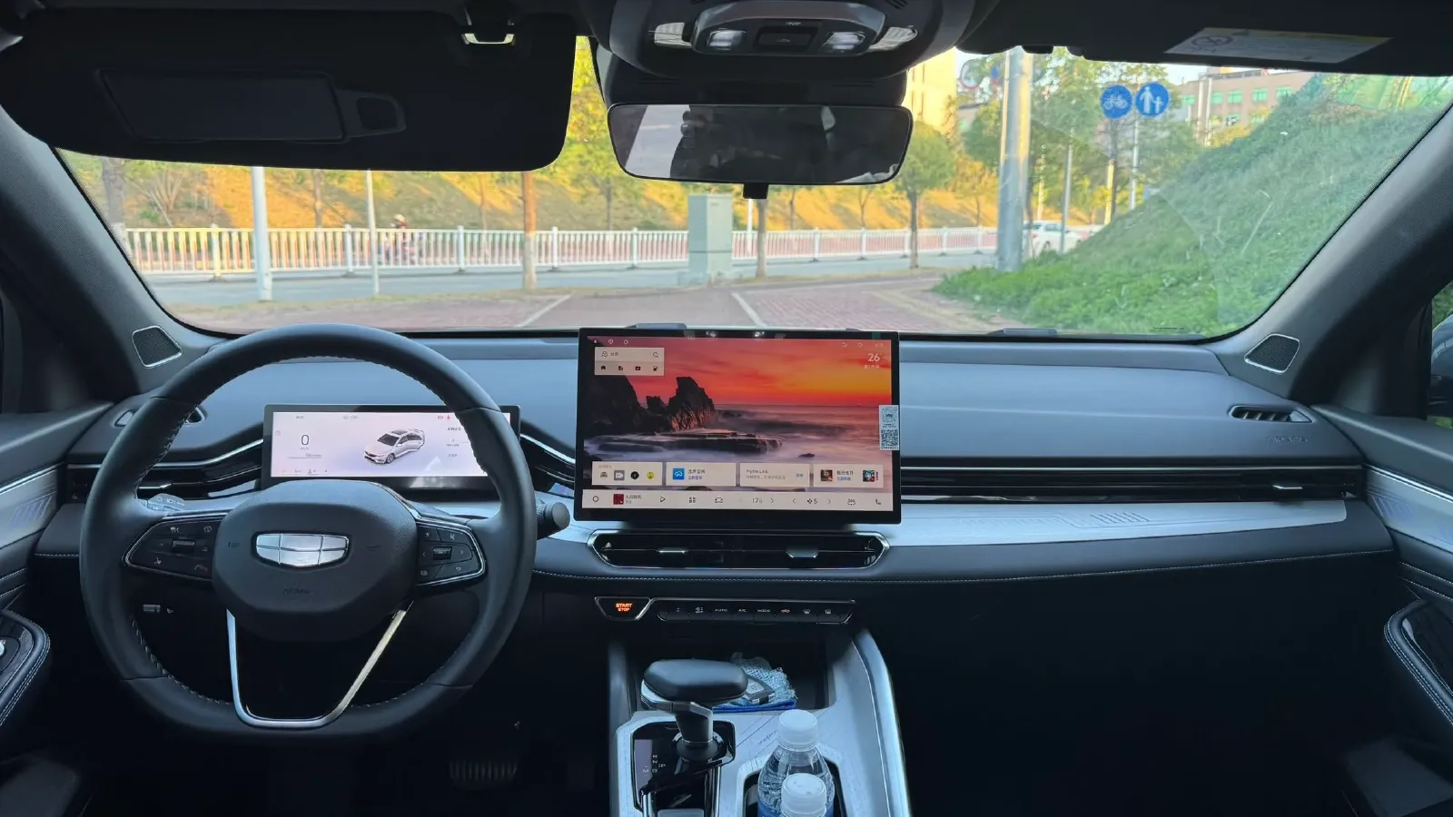 2025 Geely Preface 1.5T 181HP L4 7DCT,autocango,china used car exporter,china ev exporter,chinese used car exporter,chinese used ev exporter