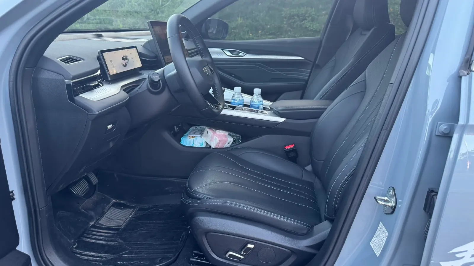 2025 Geely Preface 1.5T 181HP L4 7DCT,autocango,china used car exporter,china ev exporter,chinese used car exporter,chinese used ev exporter